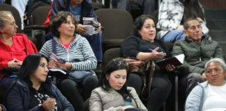 Productores locales recibieron formación sobre requisitos aduaneros, etiquetado y procesos de exportación en el marco del convenio entre la Cámara de Comercio EcuadorÔÇôShanghai China y la Prefectura de Chimborazo.