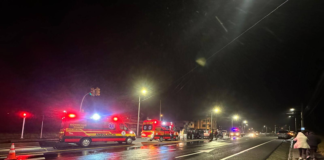 Un accidente de tránsito registrado la noche del 16 de septiembre en el sector de San Andrés, Tuntatacto, dejó como saldo tres personas heridas y fue reportado mediante una llamada a la Línea ├Ünica para Emergencias 9-1-1, lo que permitió una intervención oportuna de los organismos de socorro.