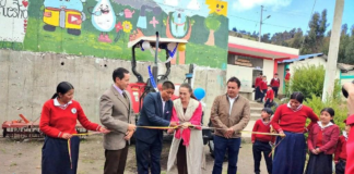 La Dirección Distrital del Ministerio de Agricultura, Ganadería y Pesca (MAGP) en Chimborazo entregó un tractor a la Unidad Educativa Comunitaria Intercultural Biling├╝e Atahualpa, en el cantón Guamote, con el objetivo de fortalecer la educación técnica de más de 200 estudiantes que pondrán en práctica sus conocimientos en mecanización agrícola.