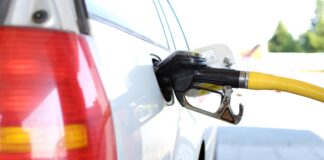 La reciente eliminación del subsidio al diésel ha generado preocupación entre ciudadanos, transportistas, empresas logísticas y sectores productivos que dependen directamente de este combustible. El incremento en su precio afecta no solo el costo operativo de las unidades que lo utilizan, sino también la economía de hogares y negocios.