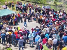 ”La Confederación de Nacionalidades Indígenas del Ecuador (Conaie) emitió un comunicado el domingo en el que rechaza el Decreto Ejecutivo 174, que declara estado de excepción en 10 provincias y suspende la libertad de reunión las 24 horas del día. Según la organización, la medida representa una “política de guerra” puesta en marcha por el presidente Daniel Noboa.