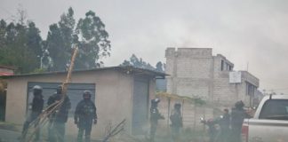 Este lunes 13 de octubre de 2025 marca la cuarta semana de protestas convocadas por la Conaie tras la eliminación del subsidio al diésel. En ese contexto, la provincia de Imbabura afronta una situación crítica: cerca de 36 km de vía bloqueada, especialmente en zonas clave como la Panamericana E-35 hacia Otavalo y los tramos de El Cajas.