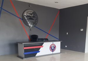 Centro Deportivo Olmedo, extiende su ya prolongada inestabilidad institucional. El Ministerio de Deporte resolvió no aprobar el registro del directorio. El intento de renovación dirigencial, que debía formalizar la continuidad administrativa del “Ciclón de los Andes”, fue invalidado tras detectarse irregularidades en el proceso electoral.
