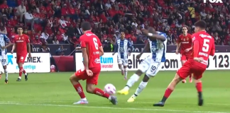 El delantero ecuatoriano Enner Valencia respondió con dos goles de jerarquía que pusieron el empate ante un rival que parecía tener controlado el partido, el capitán de la Selección ecuatoriana abandonó el campo con una molestia muscular.