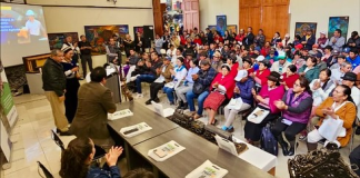 El Ministerio de Agricultura, Ganadería y Pesca (MAGP), a través del Proyecto Integral de Diversificación Agroproductiva y Reconversión Agrícola (PIDARA), desarrolló los Agro Encuentros PIDARA 2025 en la Plaza Alfaro de Riobamba este 28 de octubre, un espacio que promovió la articulación comercial entre productores locales y la empresa privada, impulsando la economía rural de Chimborazo.