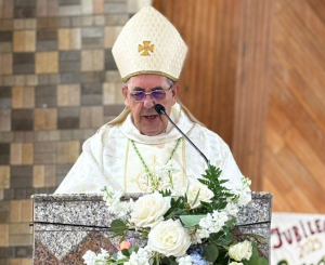 El Vicariato Apostólico de Puyo dio un paso histórico hacia la modernización de su gestión pastoral y administrativa al incorporarse oficialmente a Ecclesiared, el sistema digital que conecta a miles de parroquias en más de 25 países.