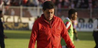 El entrenador ecuatoriano Paúl Vélez, actual director técnico de Mushuc Runa, se pronunció luego de conocerse la sanción impuesta por la Conmebol, que lo dejó fuera de toda actividad internacional durante seis meses.
