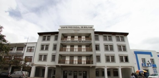 Con el propósito de ofrecer un servicio más eficiente y cómodo a la ciudadanía, la Dirección Provincial del Consejo de la Judicatura (CJ) de Bolívar y las Unidades Administrativas que la integran se trasladaron a las nuevas instalaciones del Complejo Judicial Guaranda, ubicado en las calles García Moreno y Sucre, frente al parque central El Libertador.