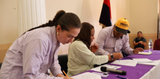 Los cantones de Riobamba, Pallatanga, Guano, Guamote, Colta y Alausí se beneficiarán con una inversión de $1.167.932 destinada a 14 proyectos sociales, económicos y culturales.