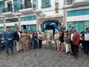 Este 18 de octubre, la Cooperativa de Ahorro y Crédito Riobamba Ltda. celebró la reinauguración de su oficina matriz, en un espacio completamente renovado que simboliza la transformación, el servicio eficiente y la visión de futuro que caracteriza a la institución.