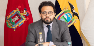 El presidente del Instituto Ecuatoriano de Seguridad Social (IESS), Edgar Lama, informó este 17 de octubre, sobre la detección de irregularidades en la emisión de certificados médicos falsos, presuntamente utilizados por integrantes de grupos delictivos organizados para evadir procesos judiciales.
