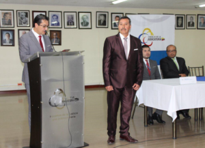 Cuando los conflictos se resuelven con diálogo y cercanía, la comunidad gana. Ese principio guía el trabajo del Juez de Paz Pedro Berrones, quien fue reconocido por el Consejo de la Judicatura (CJ), tras obtener el premio nacional Buenas Prácticas de Justicia de Paz, con su iniciativa “Conflicto comunitario, vecinal en la comunidad de Guayllabamba”, del cantón Chambo. Evento organizado por la Subdirección Nacional de Mediación y Justicia de Paz del CJ.