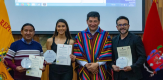 Durante la sesión ordinaria del Concejo Cantonal de Riobamba se vivió un momento histórico: por primera vez se entonó el Himno a la ciudad en idioma kichwa, como parte de las acciones que impulsa el Municipio para fortalecer la interculturalidad y reconocer la diversidad étnica del cantón.