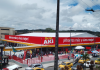 Con gran expectativa y la presencia de cientos de personas, se inauguró este viernes el nuevo Súper Akí en la ciudad de Puyo. El acto de apertura se realizó desde las 09h00, generando largas filas de compradores que acudieron para aprovechar las promociones por inauguración.