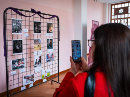 El Municipio de Riobamba, a través de la Dirección de Desarrollo Social y Humano, presentó oficialmente la segunda edición del concurso nacional “Mujer de Voz Valiente”, una iniciativa artística y social que busca promover la reflexión ciudadana, el respeto a los derechos de las mujeres y la erradicación de toda forma de violencia de género.