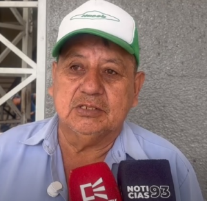 Con música, juegos populares y fervor religioso, los moradores de la lotización Los Baneños, ubicada en la vía a Tarqui, celebran este fin de semana sus fiestas patronales en honor a la Virgen del Rosario de Agua Santa, patrona que trajeron desde su ciudad natal.