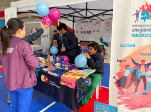 En un ambiente de participación y servicio, la Brigada Social por el Nuevo Ecuador reunió a varias instituciones públicas en la Universidad Nacional de Chimborazo (UNACH) este 20 de octubre, para ofrecer atención directa en áreas de salud, emprendimiento, inclusión social y seguridad ciudadana.
