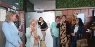 Este 22 de octubre de 2025, el colectivo de Mujeres de Chimborazo se reunió en la sede del Consejo Provincial para expresar su respaldo a Mónica Loza, prefecta subrogante de la provincia.