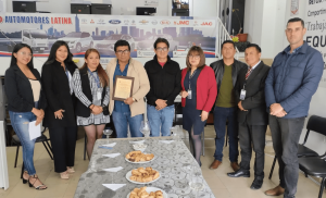 Este 29 de octubre de 2025, en la oficina matriz de Riobamba (Av. la Prensa y Antonio Banderas frente al terminal terrestre), el personal administrativo y comercial de la empresa riobambeña Automotores Latina Consorcio, realizó un emotivo evento, con la finalidad de celebrar el Quinto Aniversario de creación.