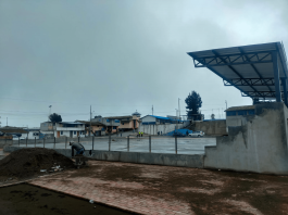 La construcción del Parque Central de la parroquia rural Santa Fé de Galán, en Guano en su segunda etapa, avanza a paso firme y genera entusiasmo entre los habitantes locales. Este proyecto se perfila como un punto de encuentro comunitario y un importante atractivo turístico para la zona, gracias a su diseño moderno, inclusivo y sostenible.