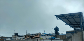 La construcción del Parque Central de la parroquia rural Santa Fé de Galán, en Guano en su segunda etapa, avanza a paso firme y genera entusiasmo entre los habitantes locales. Este proyecto se perfila como un punto de encuentro comunitario y un importante atractivo turístico para la zona, gracias a su diseño moderno, inclusivo y sostenible.