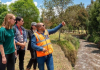 El Municipio de Riobamba recibió la visita oficial de Anja Papenfus y Stefan Tominski, representantes de la Embajada de la República Federal de Alemania, quienes mantuvieron una reunión con el alcalde John Vinueza y su equipo técnico para conocer los avances de los proyectos desarrollados con el respaldo de la Cooperación Alemana (GIZ) en Ecuador.