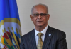 El secretario general de la Organización de Estados Americanos (OEA), Albert Ramdin, llegó en su visita oficial a Ecuador.  El propósito es consolidar un acuerdo de cooperación en seguridad con el Gobierno de Daniel Noboa. Este encuentro, previsto para el domingo 19 y lunes 20 de octubre, busca fortalecer los lazos institucionales frente al incremento de la violencia criminal y el terrorismo urbano que afecta al Ecuador.
