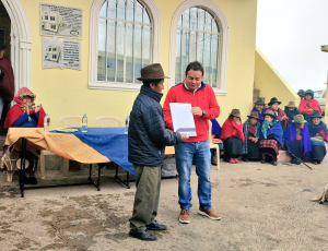 El Ministerio de Agricultura, Ganadería y Pesca (MAGP), a través de la Dirección Distrital de Chimborazo, formalizó la entrega del primer estatuto legal a la Comuna Guantul Central Grande, ubicada en la parroquia Flores.