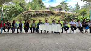 En una asamblea extraordinaria, los pueblos de la Amazonía ecuatoriana, con el respaldo de la Conaie y la Confeniae, resolvieron mantenerse en protesta ante lo que consideran abandono estatal y amenazas extractivas.