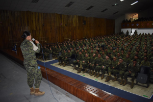 En un esfuerzo por fortalecer la formación integral del personal militar, la Brigada de Caballería Blindada desarrolló una jornada de capacitación este 22 de octubre en Derechos Humanos y Derecho Internacional Humanitario, dirigida por instructores de la Escuela Misiones de Paz “Ecuador”.