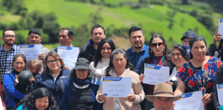 Cuarenta productores de la provincia de Chimborazo recibieron sus certificados tras culminar el proceso de capacitación en las Escuelas de Fortalecimiento Productivo Pecuario (EFPP), impulsadas por el Ministerio de Agricultura, Ganadería y Pesca (MAGP).