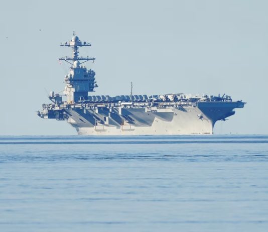 El gobierno de Donald Trump desmintió este viernes los reportes que indicaban que las fuerzas armadas de los Estados Unidos se preparan para lanzar ataques aéreos contra instalaciones militares en Venezuela.