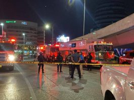 Una explosión ocurrida al atardecer frente al centro comercial Mall del Sol, en el norte de Guayaquil, dejó como saldo al menos dos personas muertas y numerosos daños materiales.El incidente tuvo lugar aproximadamente a las 18:30 en la avenida José Joaquín Orrantia, justo al frente de un edificio contiguo al complejo comercial.