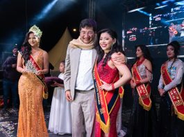 El sábado 08 de noviembre 2025 a partir de las 20H00 en la parroquia de San Luis, se realizó el acto de Elección y Coronación de la Reina de las Parroquias Rurales. El evento contó con la participación de ocho candidatas de las diferentes parroquias rurales de Riobamba y la presencia de autoridades provinciales, locales, medios de comunicación y ciudadanía en general.