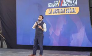 Edgar José Lama von Buchwald, de 31 años, asumió la presidencia del Consejo Directivo del IESS el 3 de junio de 2025 y desde entonces se ha convertido en una figura polémica dentro del sistema de seguridad social ecuatoriano.