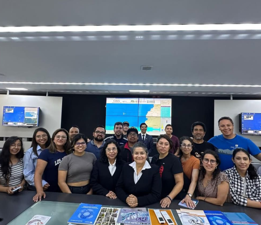 La Escuela Superior Politécnica de Chimborazo (ESPOCH) destacará nuevamente en la investigación científica nacional tras adjudicarse tres de los ocho proyectos aprobados en la IV Convocatoria Nacional de Investigación, Desarrollo Tecnológico e Innovación, impulsada por el Instituto Oceanográfico y Antártico de la Armada del Ecuador (INOCAR).