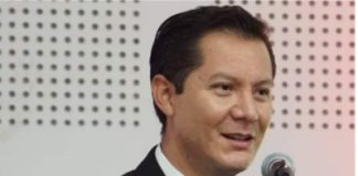 La justicia chimboracense emitió una sentencia que marca un precedente en el ámbito judicial ecuatoriano, al sancionar a un comunicador por un contenido difundido en redes sociales. La Unidad Judicial Penal con sede en Riobamba declaró culpable del delito de calumnia al periodista J.B., y lo condenó a seis meses de prisión, además de una multa de dos salarios básicos unificados, por haber difundido un video en la red social TikTok que según la sentencia, atentó contra el honor del exprefecto Juan Pablo Cruz.