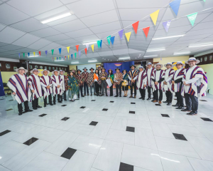 En un ambiente colmado de color, simbolismo y alegría, la Sede Latacunga de la Universidad Indoamérica recibió, el martes 28 de octubre, a los principales personajes de la Mama Negra 2025, una de las expresiones culturales más representativas del Ecuador y orgullo de la región central del país.