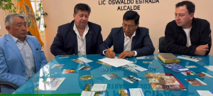 El Municipio de Guano firmó este 22 de noviembre, el contrato para la ejecución de la obra “Ampliación de los cuatro carriles Guano–Riobamba Fase I”, un proyecto largamente esperado por la ciudadanía y que ahora se convierte en una realidad.