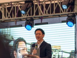 La Escuela Superior Politécnica de Chimborazo (ESPOCH) se convirtió este 26 de noviembre, en el escenario de una relevante jornada formativa gracias a la visita del conferencista internacional Yokoi Kenji Díaz, conferencista colombo-japonés, autor y promotor de valores, cuyo mensaje sobre liderazgo, disciplina y trabajo en equipo ha resonado a lo largo de América Latina.