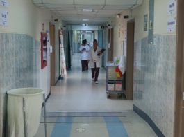 En medio de las quejas por la falta de medicamentos en hospitales públicos de Ecuador, el Gobierno de Daniel Noboa anunció este 5 de noviembre que el país recibirá USD 250 millones el Banco Interamericano de Desarrollo (BID) para la compra de medicinas.