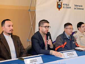 Durante el feriado nacional por el Día de los Difuntos y la Independencia de Cuenca, que se extendió del 1 al 4 de noviembre de 2025, el país registró un total de 38.059 emergencias, según el balance oficial de las instituciones de respuesta. Aunque la cifra refleja una intensa actividad operativa, pero representa una disminución respecto al mismo periodo de 2024, especialmente en incidentes de tránsito, escándalos y violencia intrafamiliar.