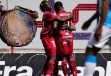 Mushuc Runa recibió al 'rodillo rojo' con el objetivo de sumar puntos para no descender en la Fecha 5 del cuadrangular de descenso de la LigaPro 2025. Lo logró. Le ganó por 1-0 a Técnico Universitario con un tanto de Cristian Penilla y se salvó de perder la categoría.