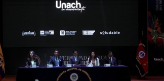 Este 20 de noviembre, la Universidad Nacional de Chimborazo (Unach) realizó la Sesión Solemne U30, un acto emblemático con el que conmemoró tres décadas de vida institucional. El auditorio reunió a autoridades académicas, docentes, estudiantes, personal administrativo e invitados especiales.