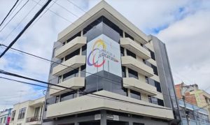 La Dirección Provincial del Consejo de la Judicatura (CJ) de Chimborazo invita a los profesionales de la provincia a participar en el proceso de acreditación como peritos judiciales y formar parte del Registro Oficial del Servicio Pericial, en las especialidades de Genética, Psiquiatría, Laboratorio Clínico y Síndico de Quiebras.