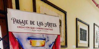 La Universidad Nacional de Chimborazo (UNACH) implementó un nuevo espacio destinado a la exhibición permanente de obras artísticas en el campus La Dolorosa. El pasillo del bloque A fue acondicionado como una galería abierta al público universitario, con el propósito de fortalecer la difusión cultural y promover la producción artística de docentes y estudiantes.