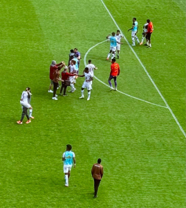 Mushuc Runa confirmó su continuidad en la primera categoría de la LigaPro Ecuabet para la próxima temporada, tras empatar 0-0 frente a Vinotinto en la última fecha del torneo. El resultado, aunque discreto en el marcador, fue suficiente para que el “Ponchito” alcanzara los puntos necesarios y mantuviera su lugar en la élite del fútbol nacional.