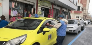 En una sesión marcada por desacuerdos y reclamos, el alcalde de Riobamba, John Vinueza, resolvió posponer el segundo debate de la ordenanza sustitutiva del Sistema de Estacionamiento Rotativo Ordenado y Tarifado (SEROT).