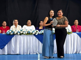 El Vicariato Apostólico de Puyo celebró el Día del Educador Católico con una eucaristía solemne presidida por el Obispo Rafael Cob García, acto con el que se dio cierre a la Semana de la Educación Católica. Durante estos días, las instituciones del Vicariato desarrollaron actividades sociales, culturales y deportivas para resaltar el rol de los maestros en la formación de la niñez y juventud de la provincia.