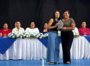 El Vicariato Apostólico de Puyo celebró el Día del Educador Católico con una eucaristía solemne presidida por el Obispo Rafael Cob García, acto con el que se dio cierre a la Semana de la Educación Católica. Durante estos días, las instituciones del Vicariato desarrollaron actividades sociales, culturales y deportivas para resaltar el rol de los maestros en la formación de la niñez y juventud de la provincia.